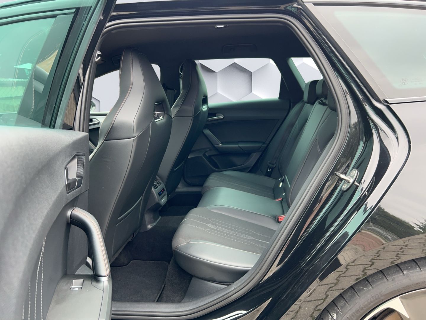 Leon Sportstourer 1.4 e-HYBRID VZ DSG 110kW LED