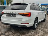 Skoda Superb Combi 2.0TSI Sportline DSG 190PS 8xRad - Skoda Superb: 1.8