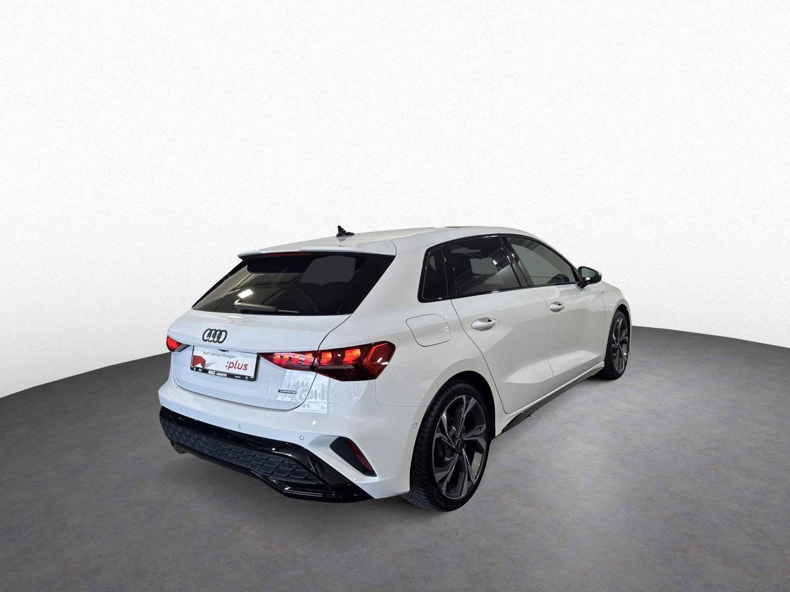Audi A3 Sportback 40 TFSI QU S LINE PANO AHK HUD SONO foto 5