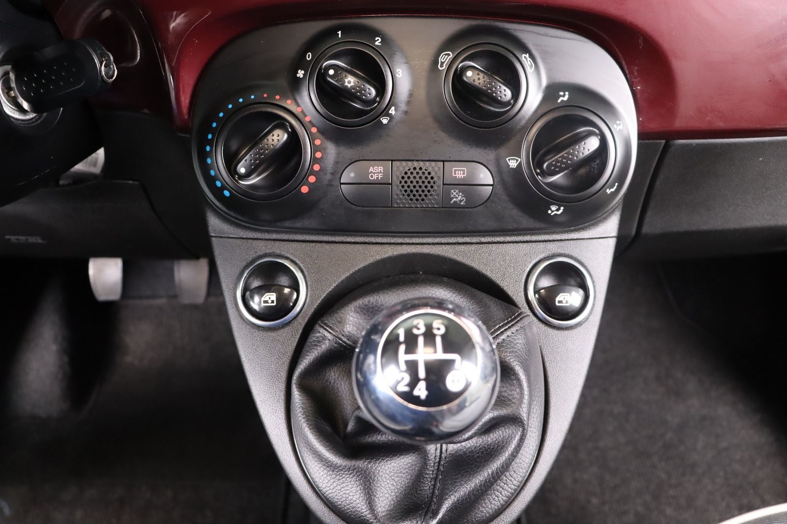 Fahrzeugabbildung Fiat 500 Ellenator * Pano* PDC * DAB