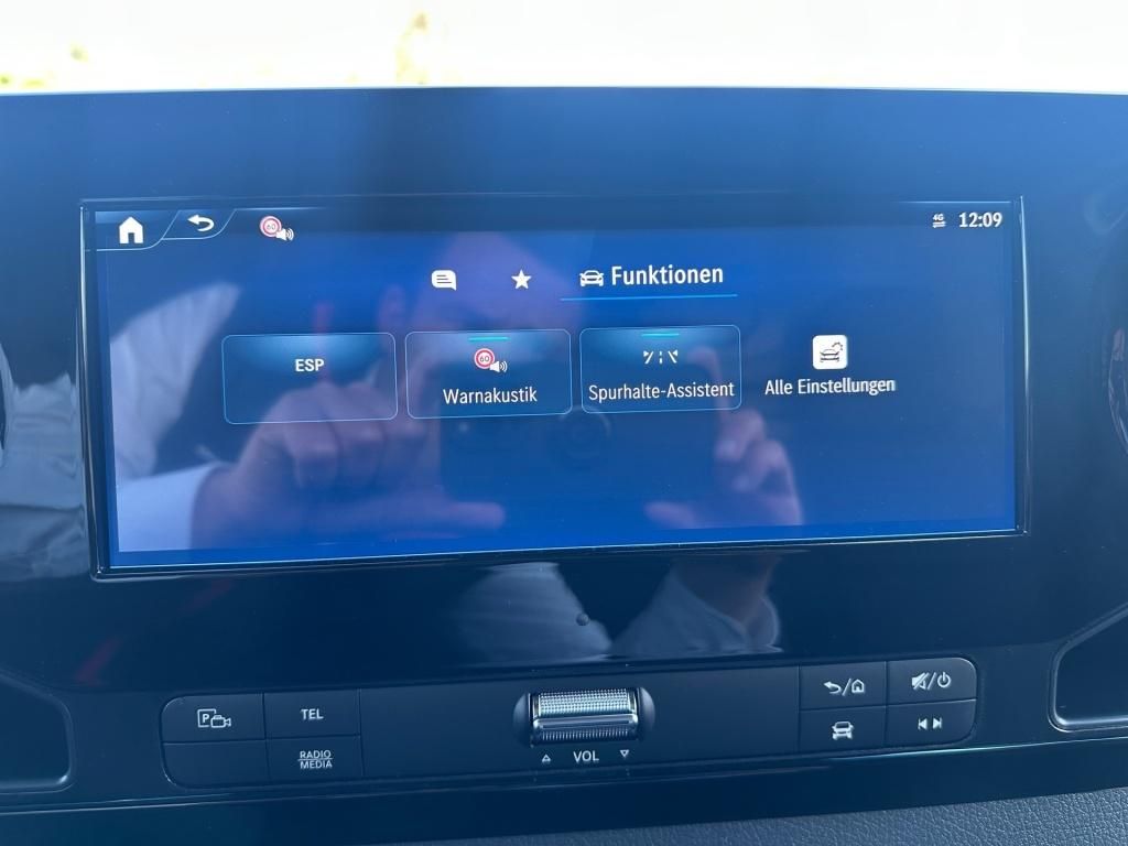 Fahrzeugabbildung Mercedes-Benz Sprinter 315 CDI Kasten BASE L2H2 AHK KAM SpurA