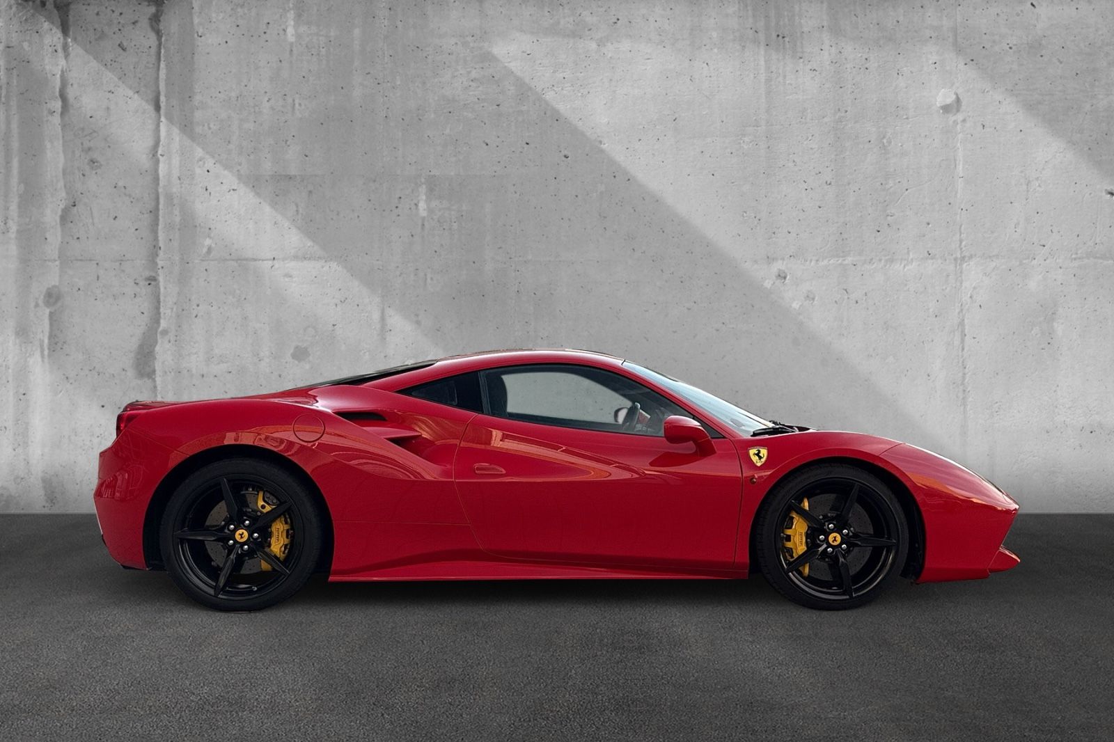 Fahrzeugabbildung Ferrari 488 GTB*Dt.Auto*LED Lenkrad*Kamera*Embleme