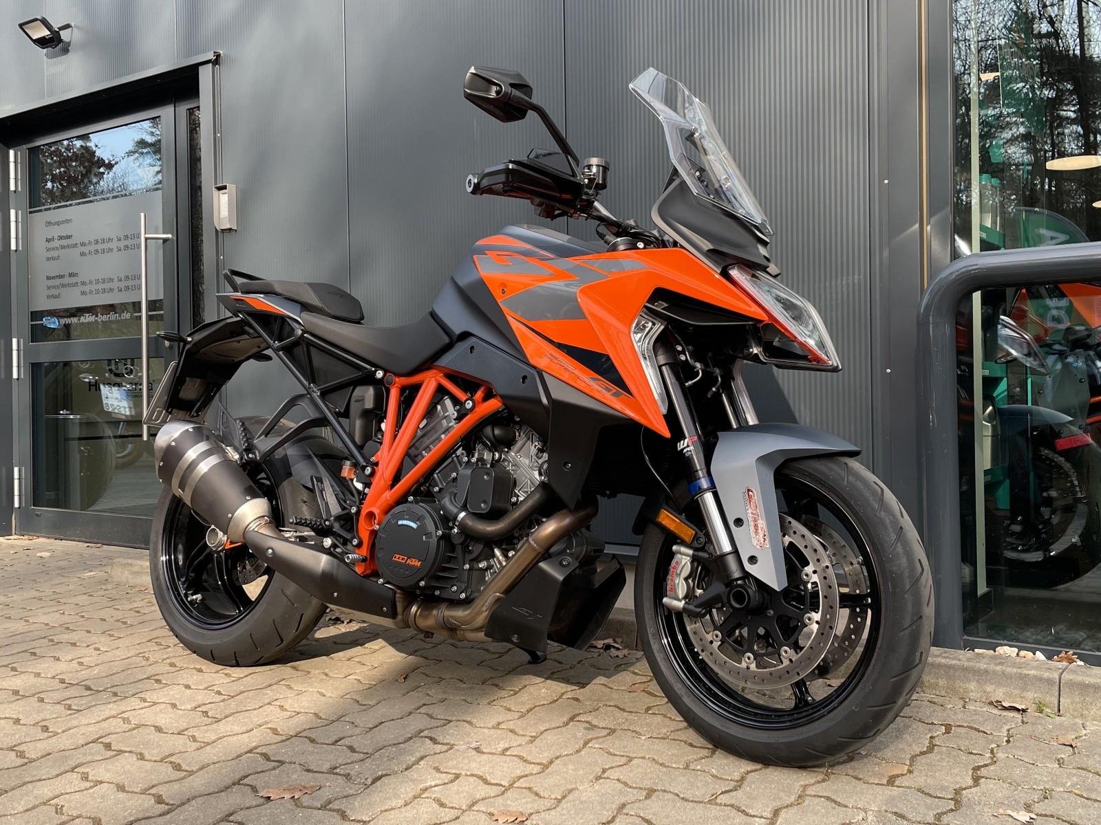 KTM 1290 Super Duke GT Vorführer inkl. Extras