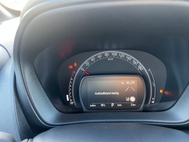 Toyota Aygo (X) - Bild 10