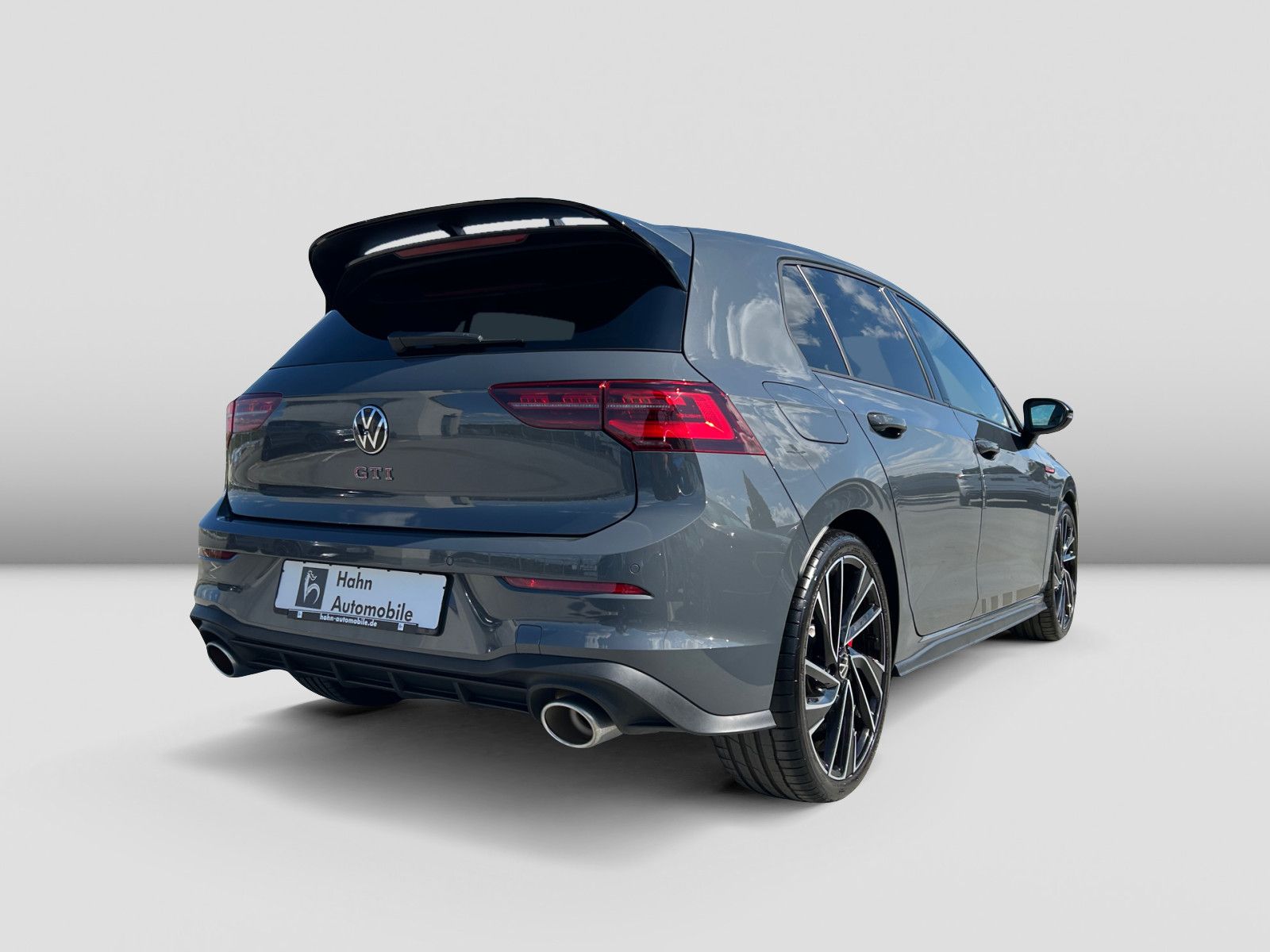 Volkswagen Golf VIII GTI Clubsport 2.0TSI DSG Black Style foto 4