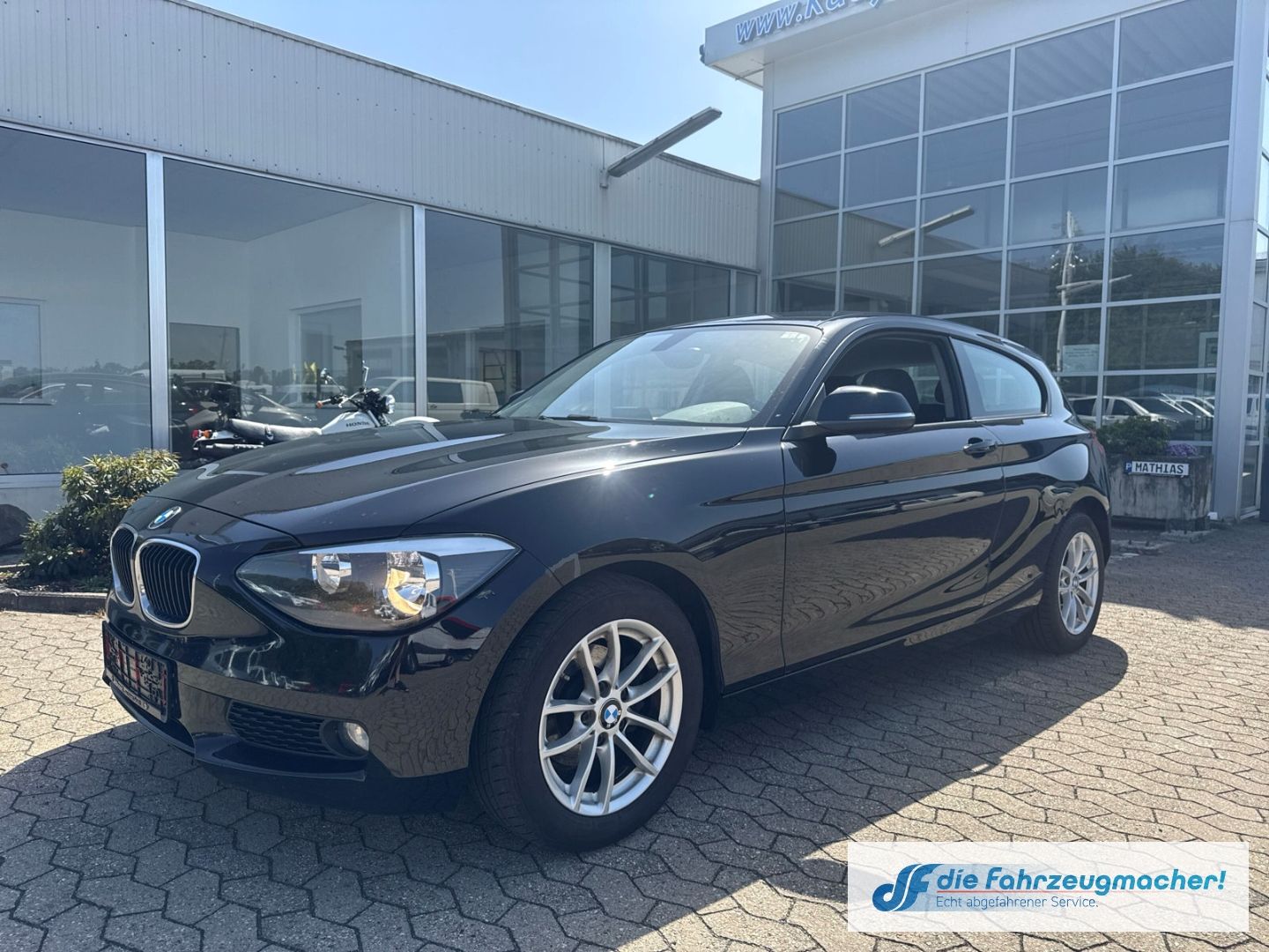 Fahrzeugabbildung BMW 116 i Sperrdiff. Fahrerprofil Keyless *EXPORT
