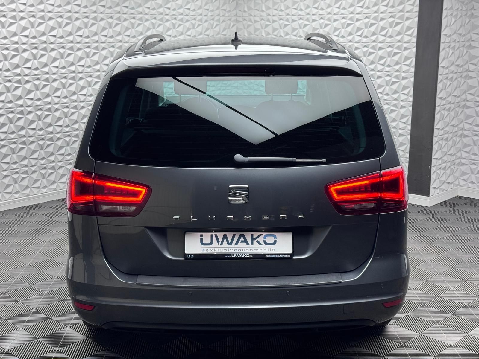 Fahrzeugabbildung SEAT 2.0 TDI 7-SITZER/ACC/AHK/KEYL/DCC/STDHZ/RCAM/DAB