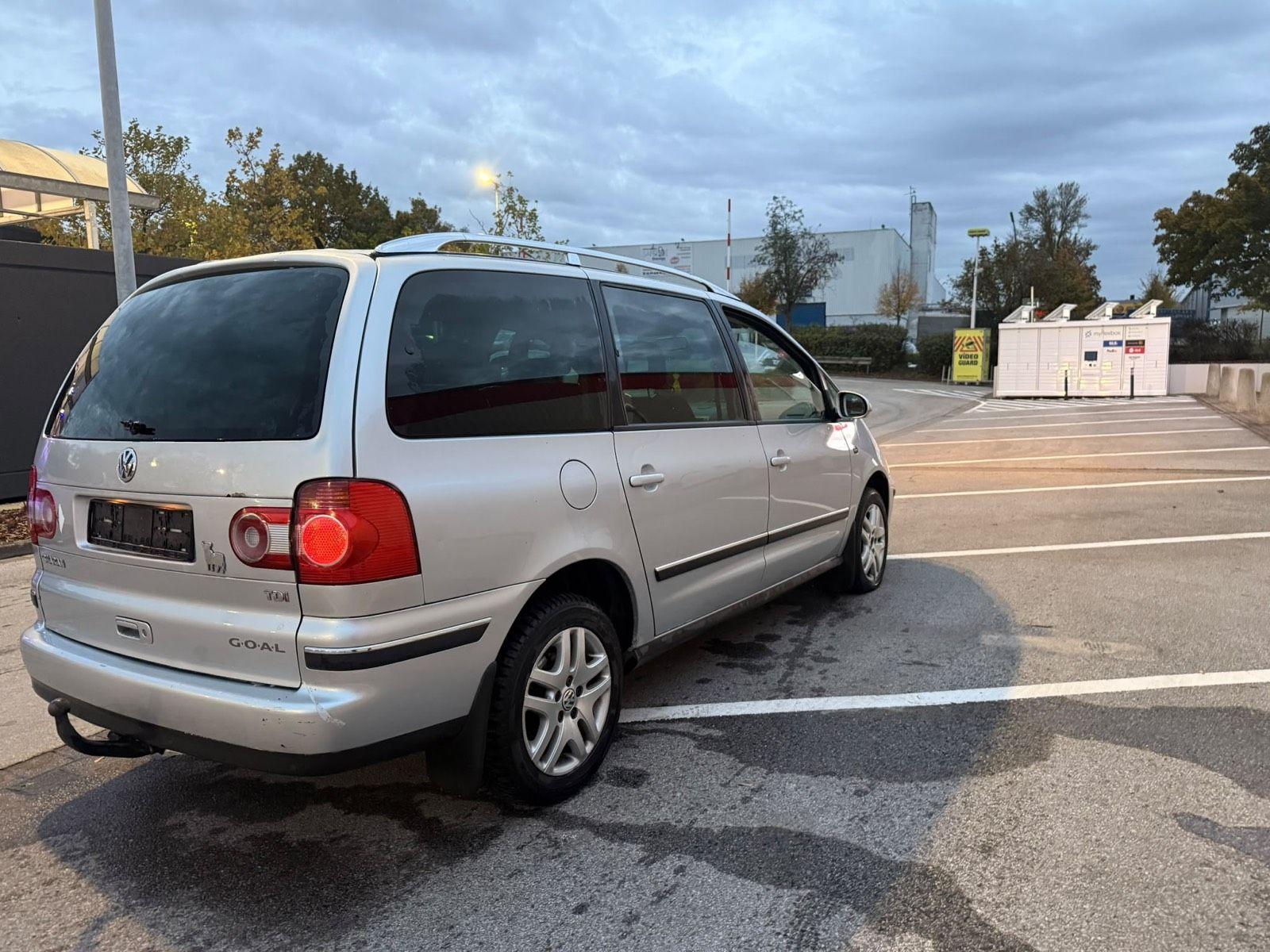 Volkswagen Sharan 2005 — двигун 131 HP (96kW)