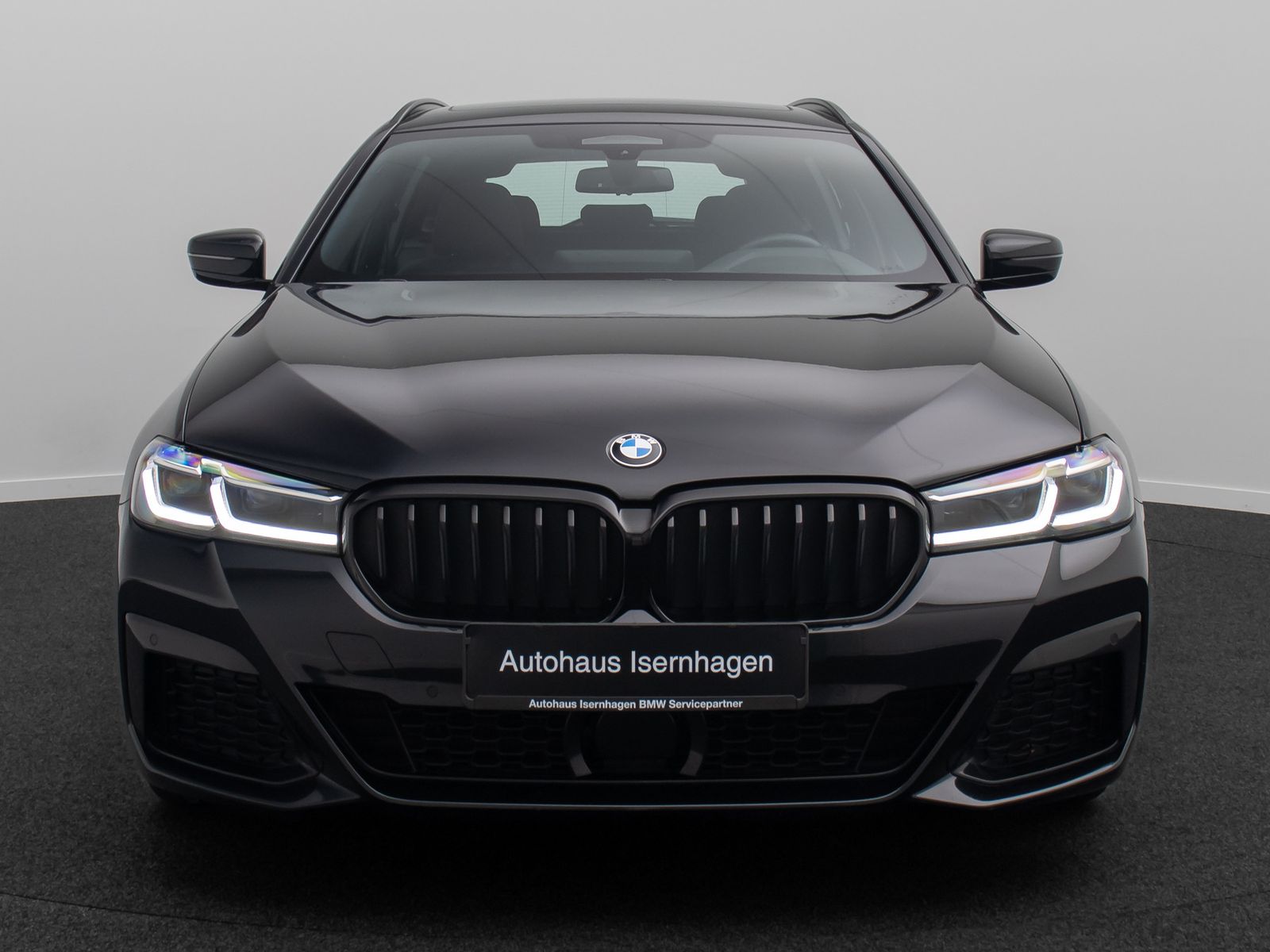 Fahrzeugabbildung BMW 530d M Sport HUD Panorama DAB Kamera HiFi 19Zoll