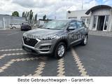Hyundai Tucson Select 2WD*AHK*Navi*R-Kam*Abstandstempoma - Hyundai Tucson Select mit Benzin-Antrieb