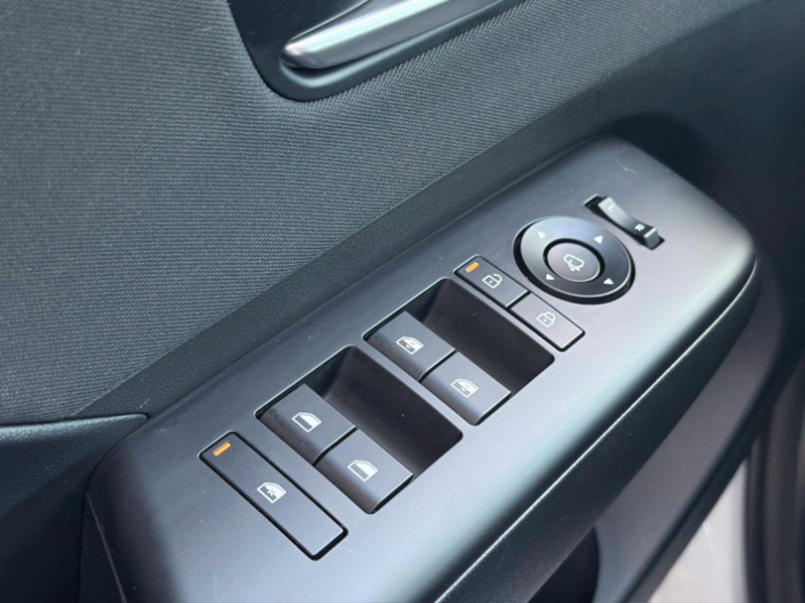 Fahrzeugabbildung Hyundai Kona 1.6 T-GDI Trend Kamera,LED,Navi,ACC,PDC,LM