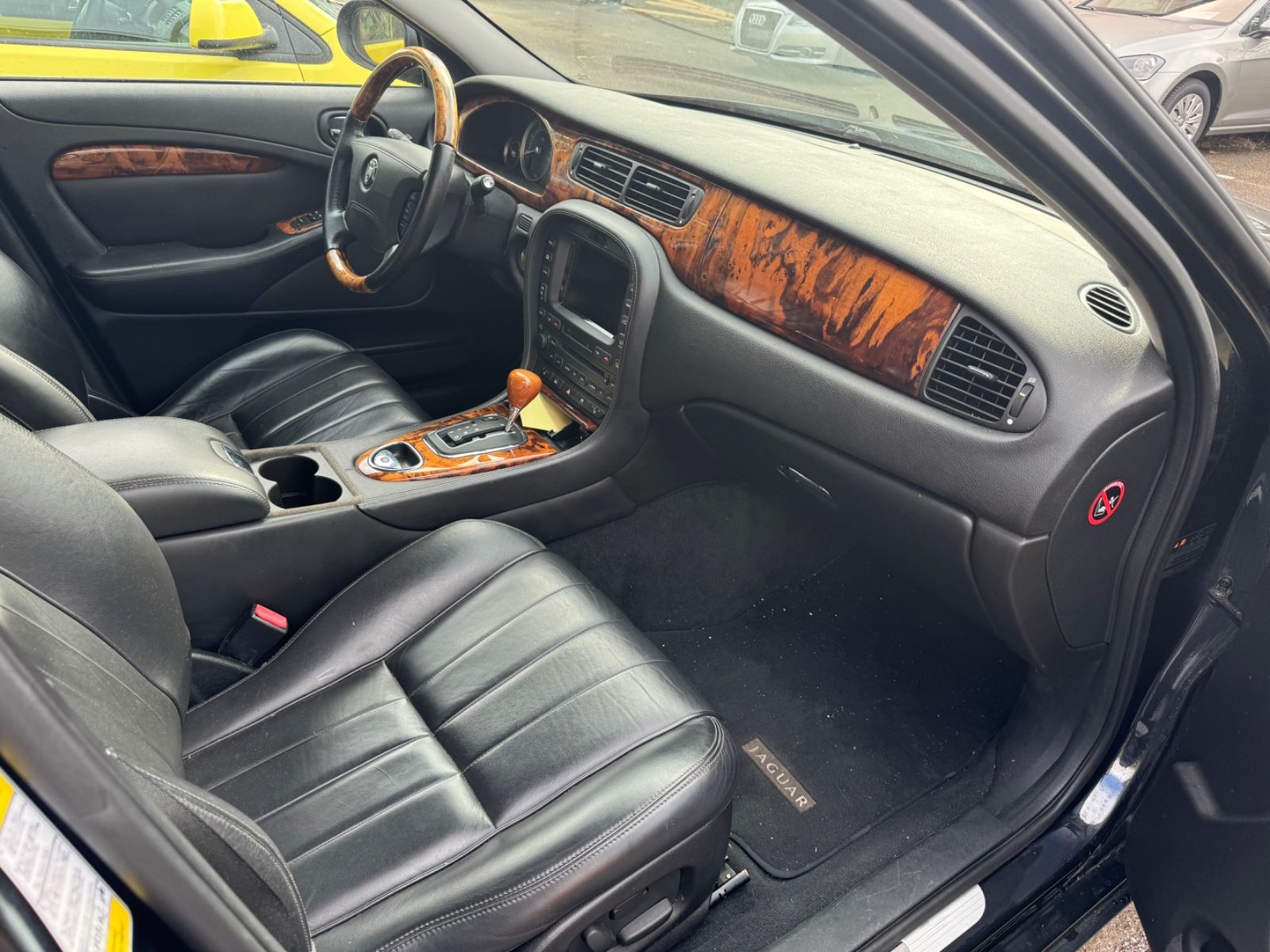 Fahrzeugabbildung Jaguar S-Type 2.7 V6 Diesel Executive Leder+Xenon+Navi