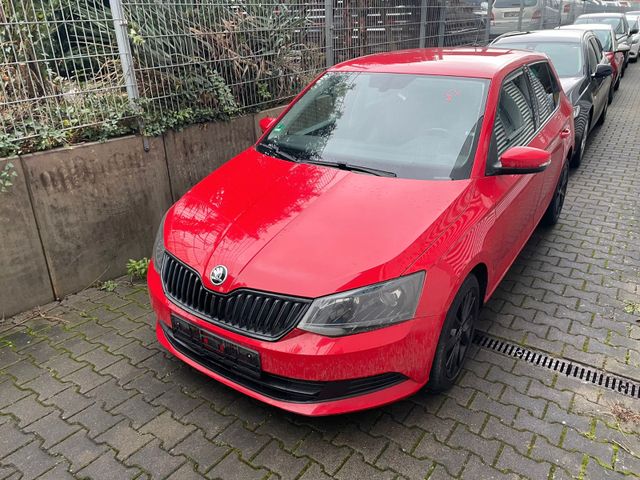 Skoda Fabia Ambition Sitzh. PDC. BT. Klimaaut.