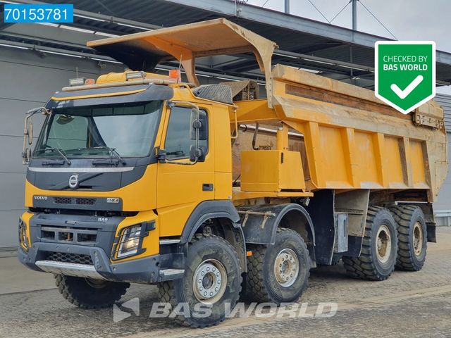 Volvo FMX 520 8X4 40 tonnes payload | 34m3 Pusher |Min