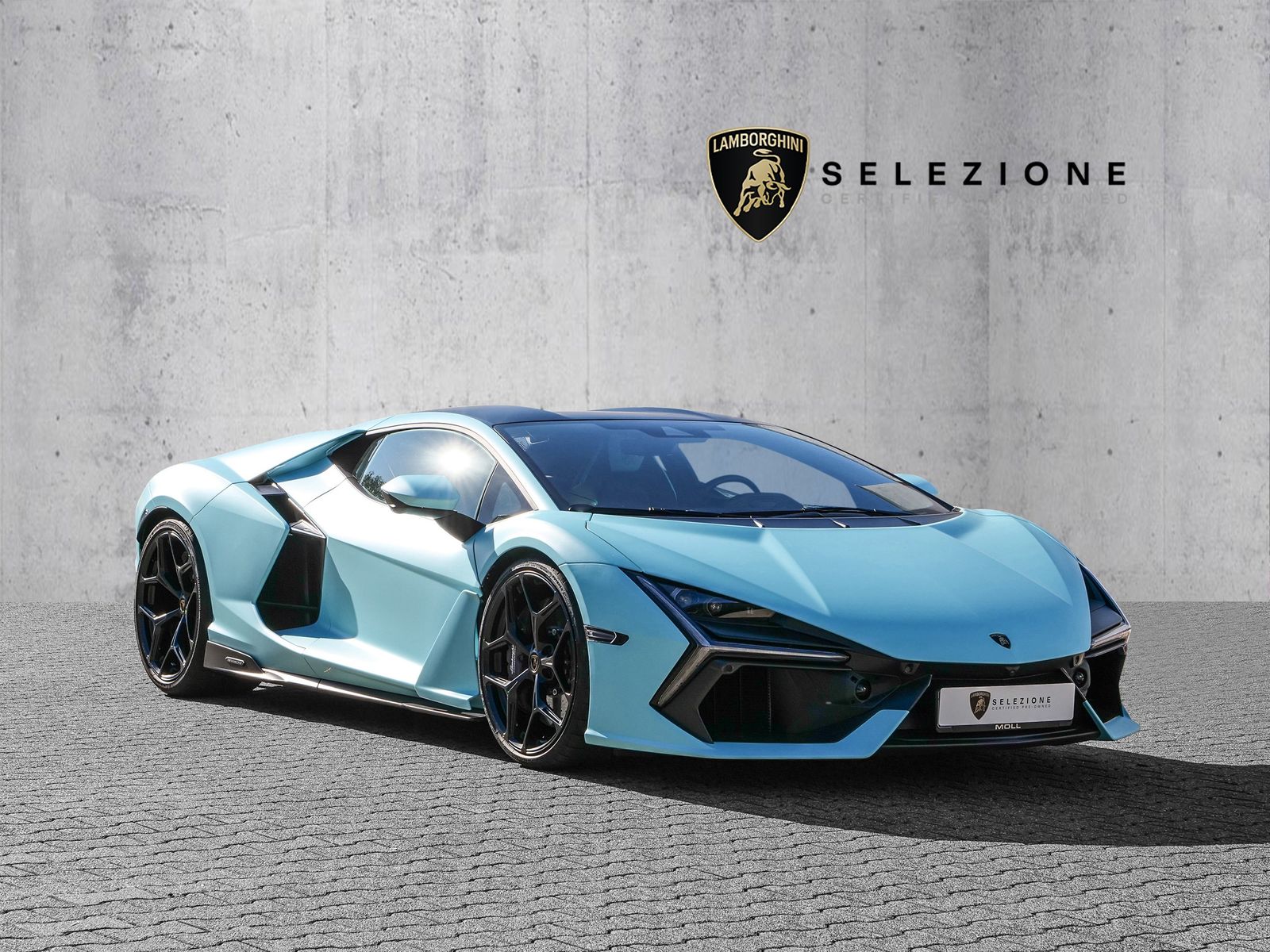 Lamborghini Revuelto Celeste Fedra, Passenger Display