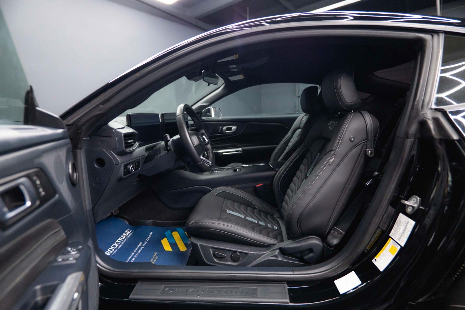 Fahrzeugabbildung Ford Mustang GT Coupe DARK HORSE MY2024 LED 19%