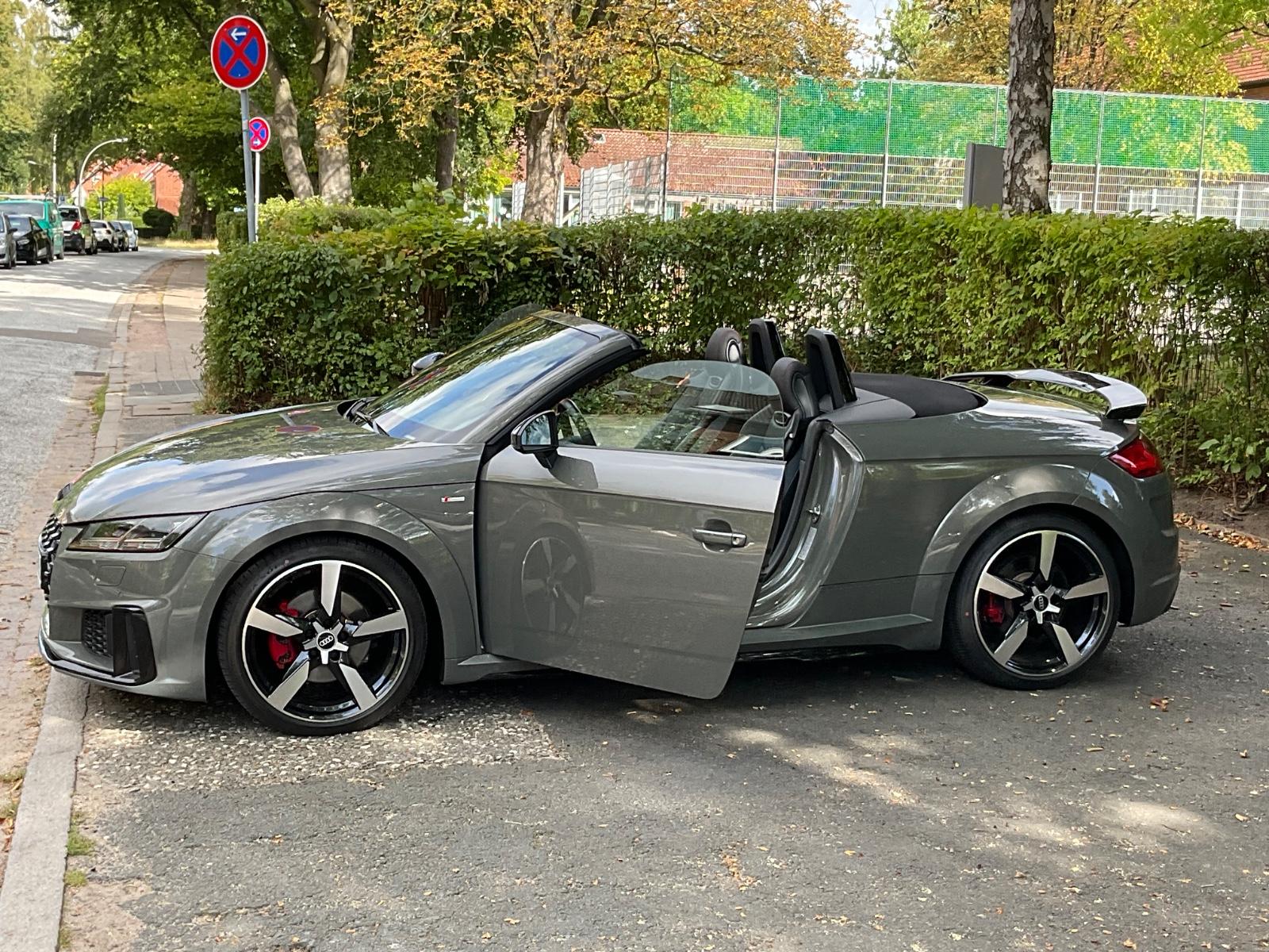 Audi TT 40 TFSI S tronic Roadster S-Line Competition