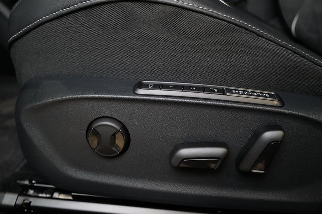 Volkswagen ID.7 Tourer Pro S WäPump AHK 360° DCC HKardon Bl
