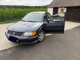 Volkswagen Passat 1.6 Pacific Klima Pacific - gebrauchte VW Passat aus dem Jahr 1996