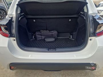 Toyota Yaris - 10