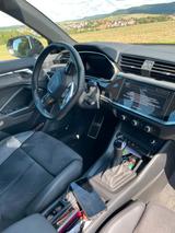 Audi RSQ3 2.5 TFSI S tronic quattro - - gebrauchte Audi RSQ3 aus dem Jahr 2023