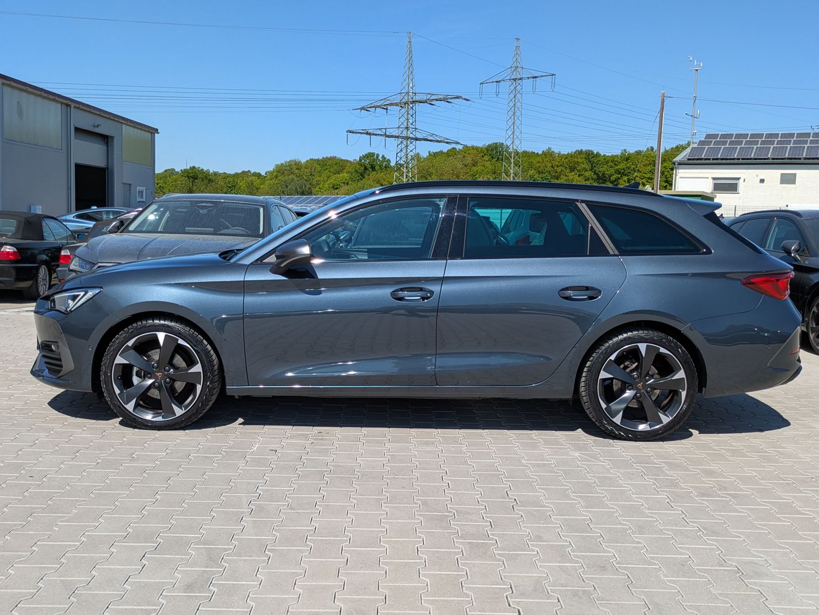 Fahrzeugabbildung CUPRA Leon 1.5 eTSI DSG MATRIX-LED*ACC*AHK*KAMERA*18"