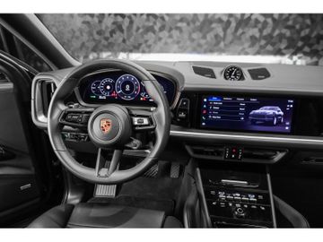 Porsche Cayenne - 8