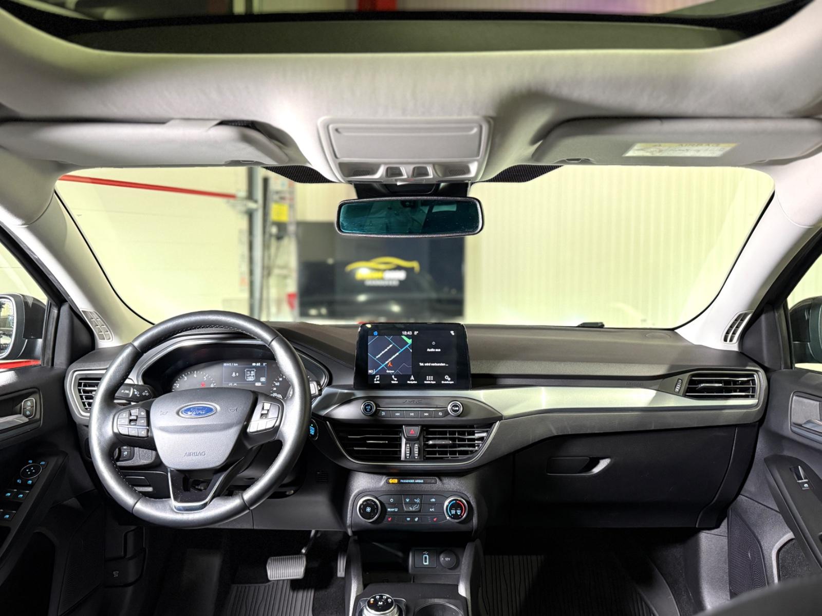 Ford Focus Lim. Active*PANO*HEAD-UP*KAMERA*SPURHALTE