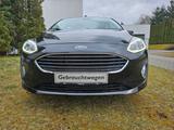 Ford Fiesta Titanium+PDC+WinterPaket+USB+NSW+Klima+ - : Beheizbare Frontscheibe, Kleinwagen, mit Klimaanlage