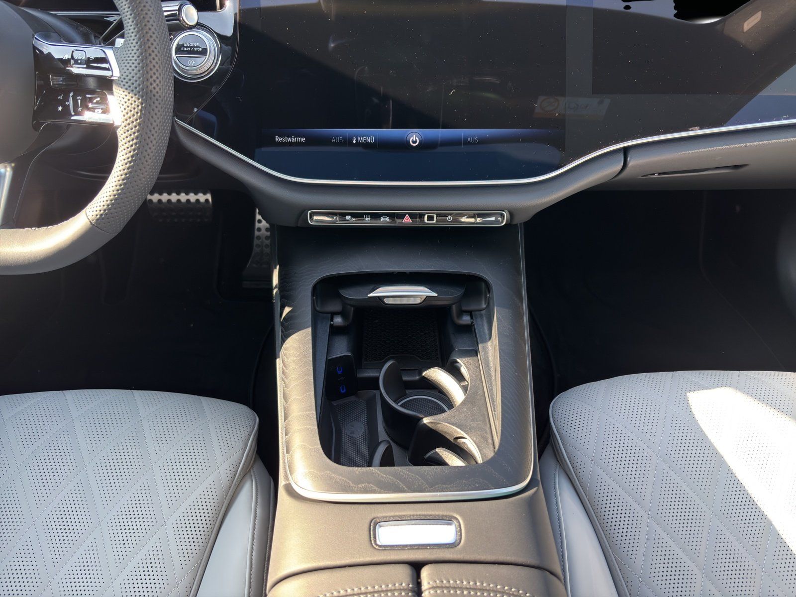 Fahrzeugabbildung Mercedes-Benz E 450 d 4M T AMG *VOLL* BURM-4D DIGLIGHT HEAD-UP