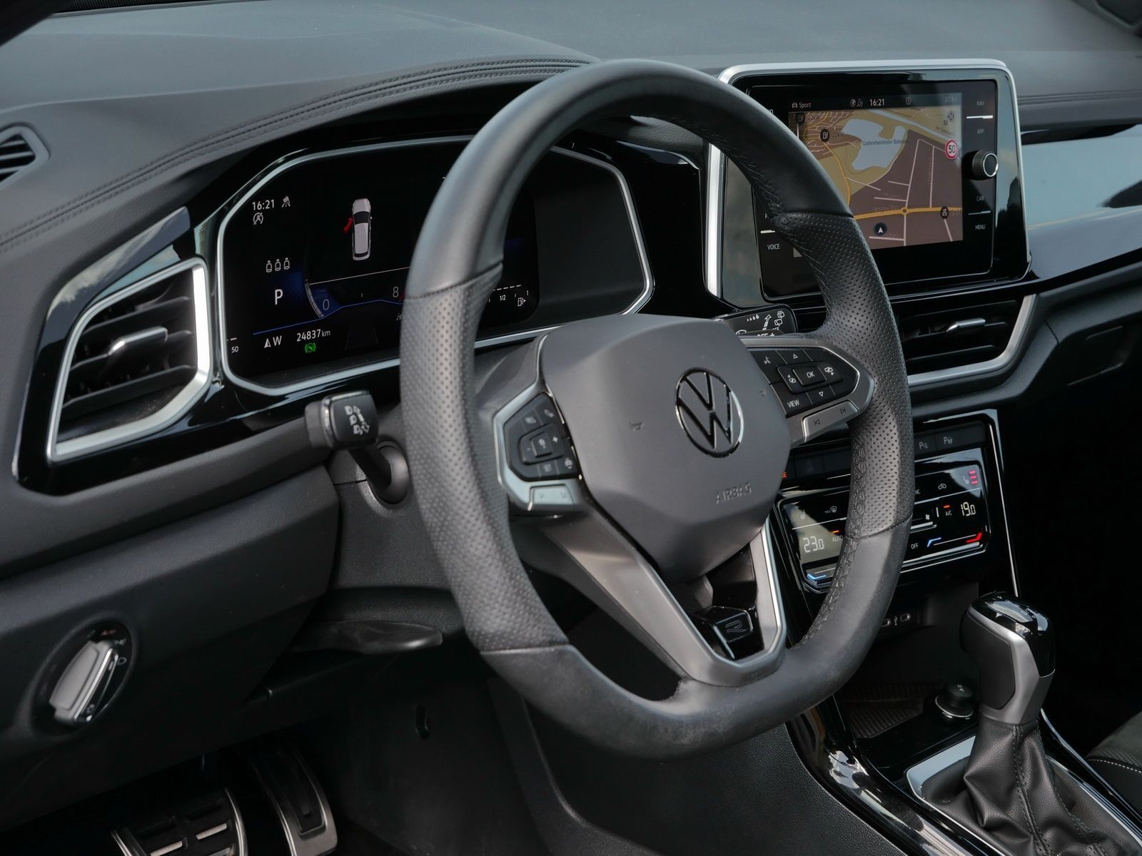 Volkswagen T-Roc - Bild 18