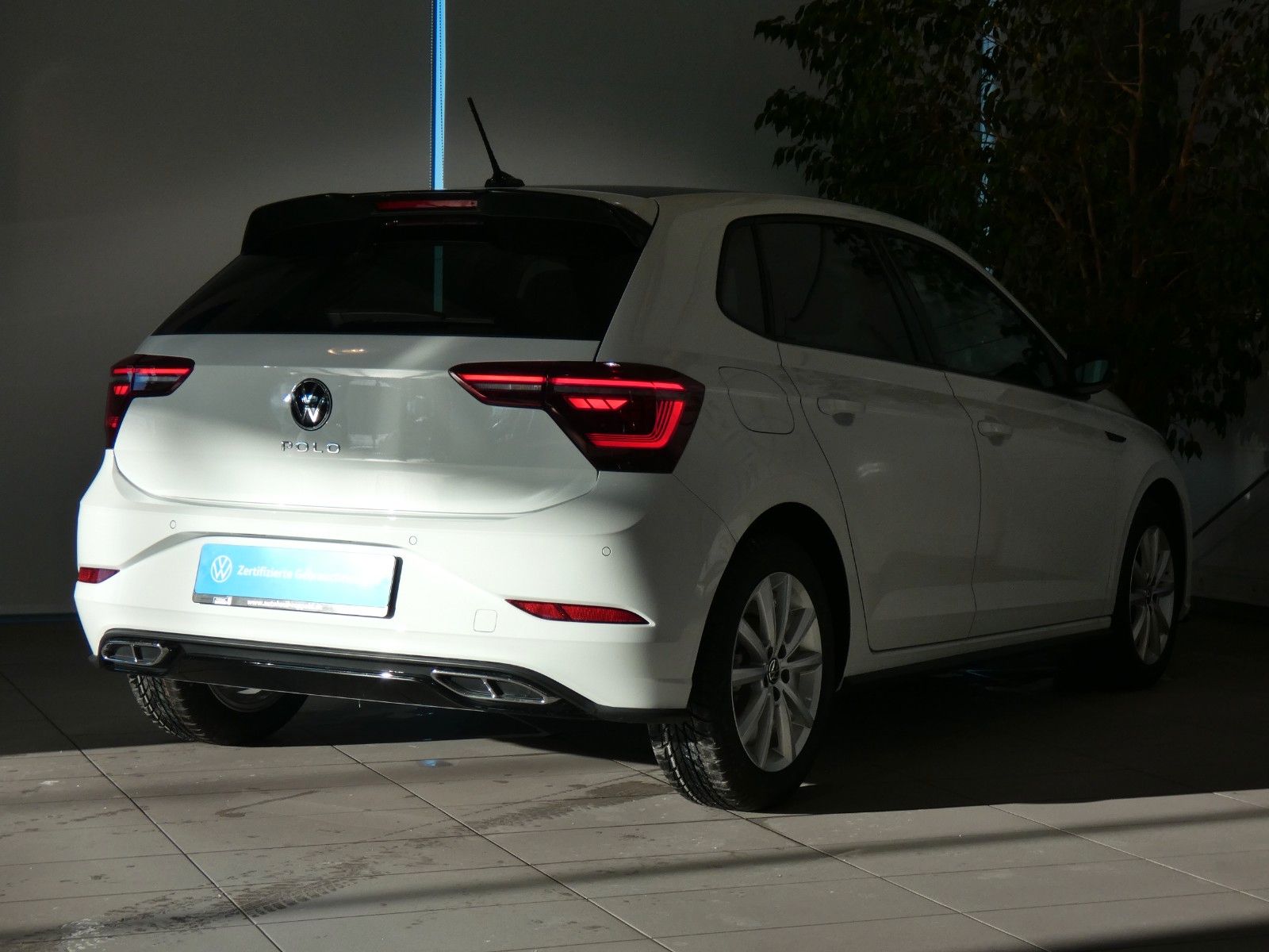 Volkswagen Polo 1.0 TSI R-Line DSG PANO KAMERA foto 4