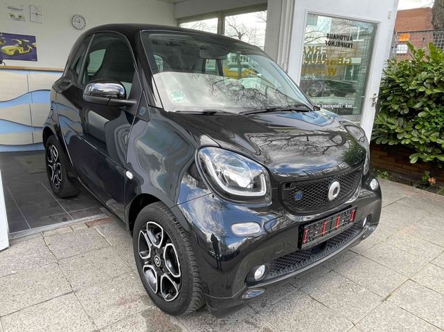 Smart forTwo EQ Pano Leder LED Navi Klima 