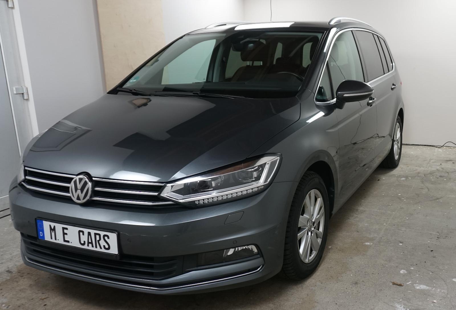 Volkswagen Touran Highline Leder Scheckheft ACC LED Navi