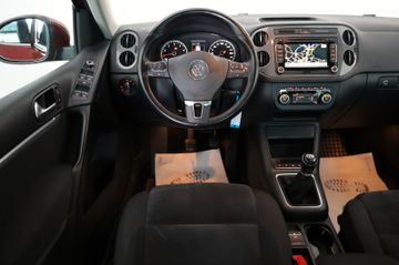 Volkswagen Tiguan - 10