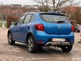 Dacia Sandero Stepway Celebration - Dacia Sandero Stepway mit Diesel-Antrieb