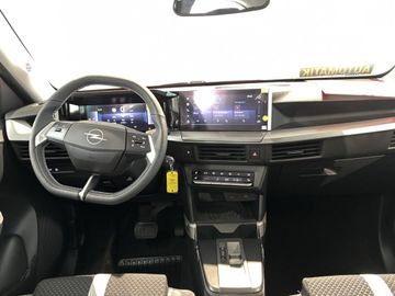 Fotografie 13 des Opel Frontera 1.2 DI Hybrid 48V eDCT GS Tech Paket