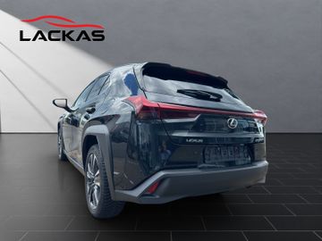 Lexus UX - 3