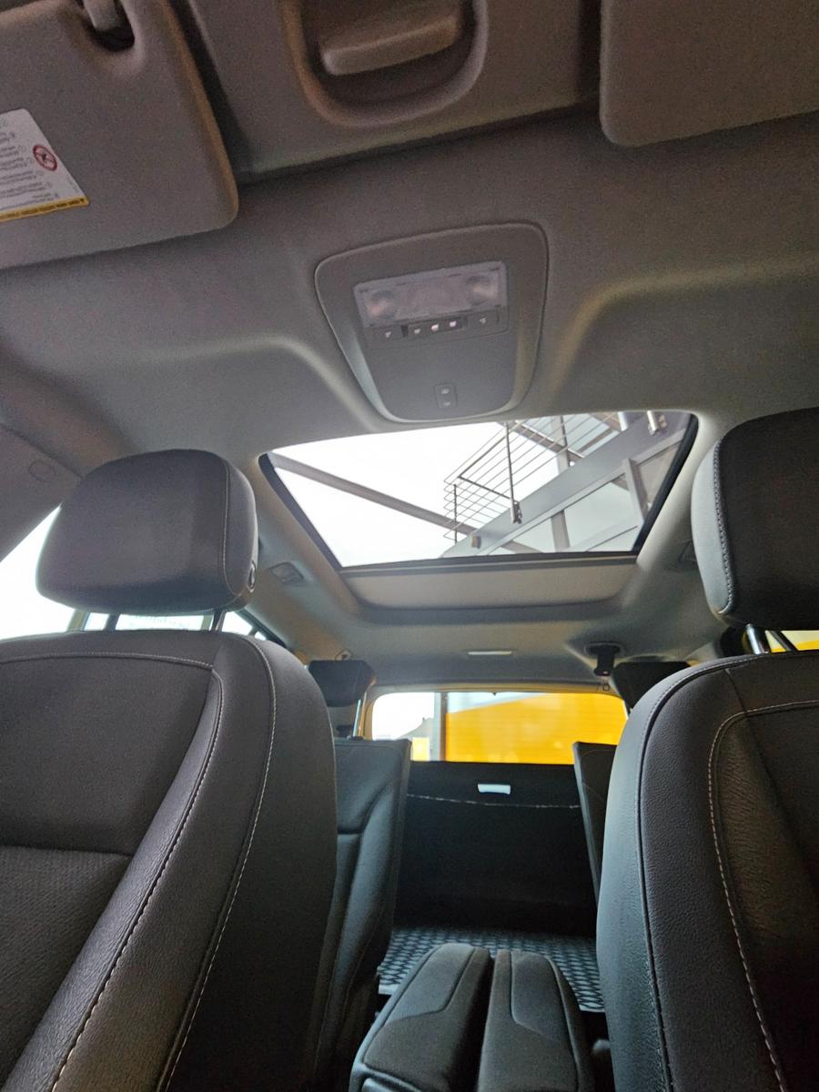 Opel Zafira C Tourer Business Inno Pano AHK 7-Sitzer