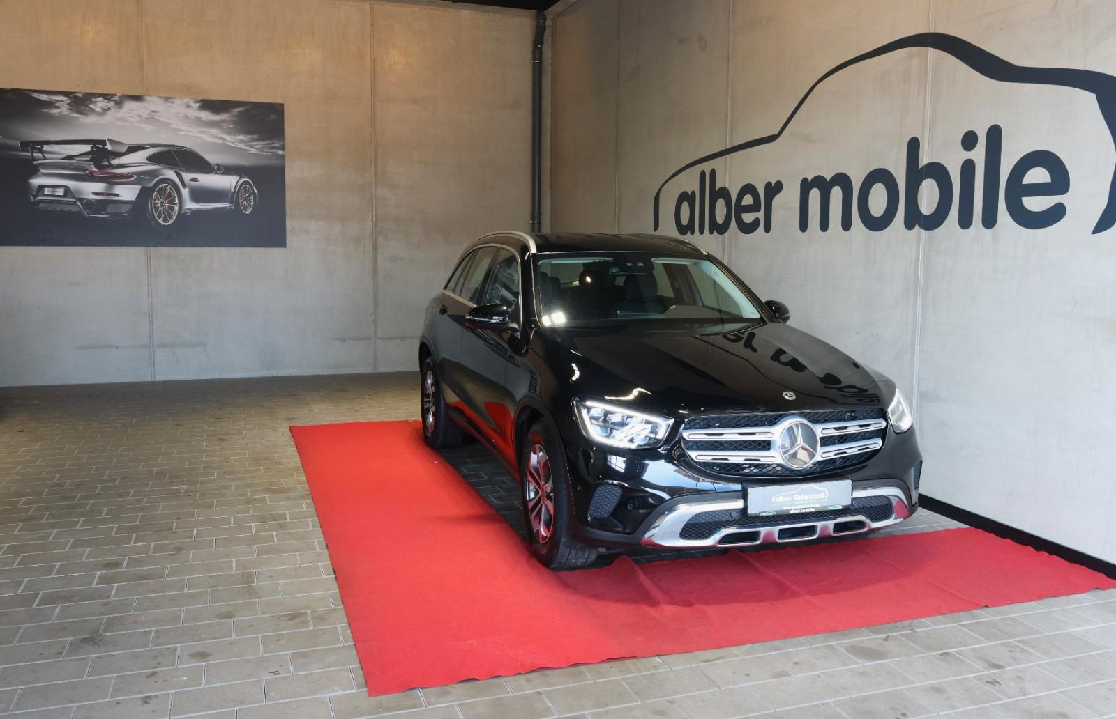 Mercedes-Benz GLC 300 d 4Matic 1Hand KAM MBUX LED TOT Verkzerk