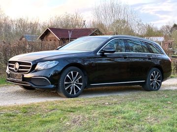 Mercedes E 300 - 4