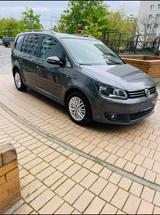 Volkswagen VW-Touran 1.6 TDI - Volkswagen Touran mit Diesel-Antrieb: Limousine