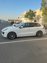 Porsche Cayenne GTS*Sitze belüftet*Vollleder*Top Zustand - Porsche Cayenne Gebrauchtwagen in Stuttgart