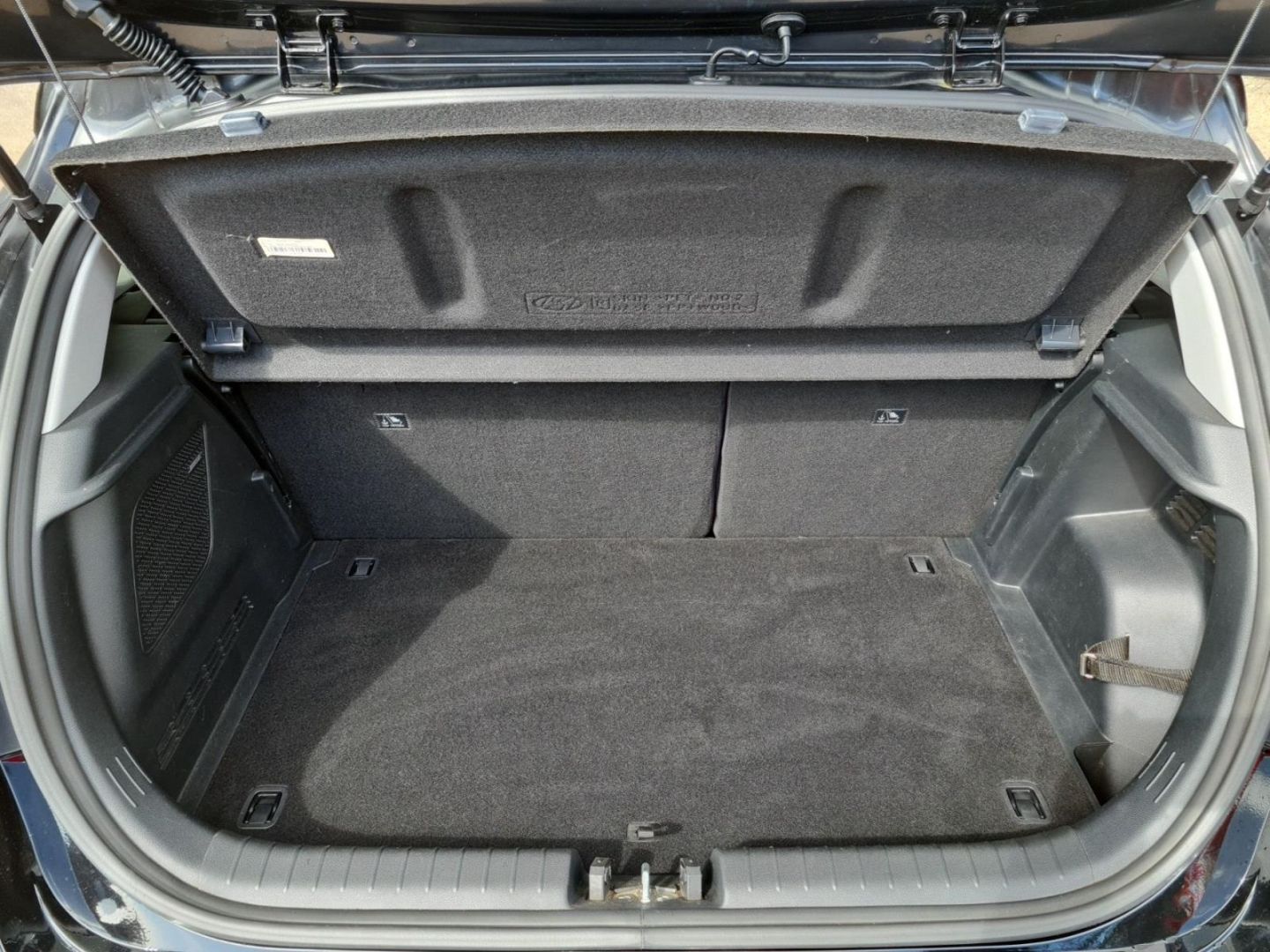 Fahrzeugabbildung Hyundai i20 Edition 30+ 1.0 T-Gdi 48V AHK+KAMERA+DAB+SHZ