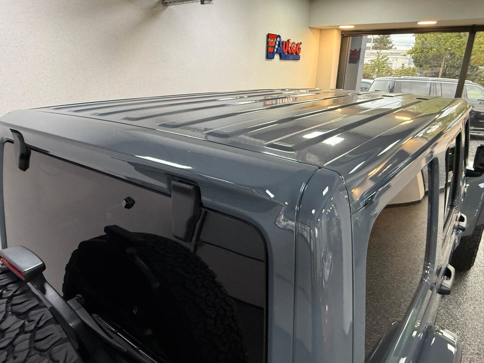 Fahrzeugabbildung Jeep RUBICON X 3.6L-V6-CAM-35"-AHK-HT