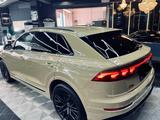 Audi Q8/FULL/TOP/S-LINE/PANO/22 ZOLL - scheckheftgepflegte Audi Q8