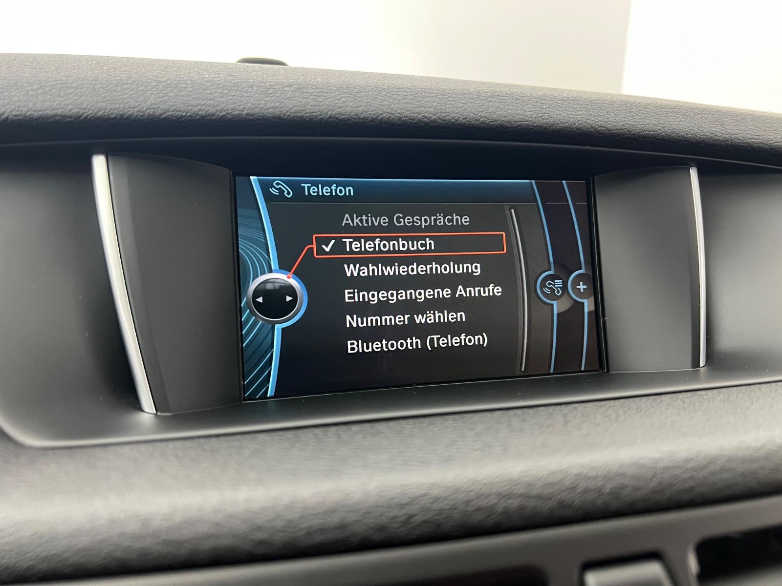 BMW X1 sDrive 20i / 1.HD / NUR 58.tKM / XENON / NAVI