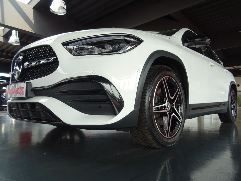 Image of Mercedes-Benz GLA 200