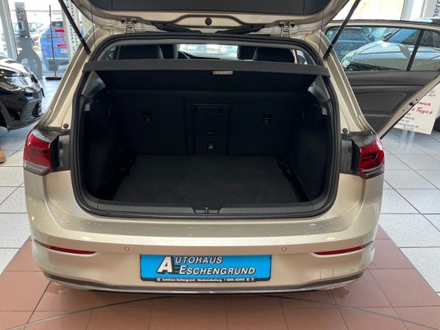 Fahrzeugabbildung Volkswagen Golf 1.0 TSI DSG MOVE LED-PLUS NAVI IQ.DRIVE