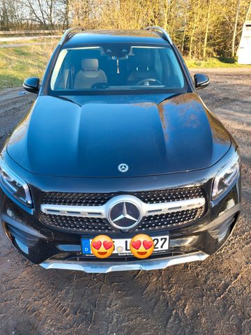 MERCEDES-BENZ GLB AMG- Line 7 Sitzer 